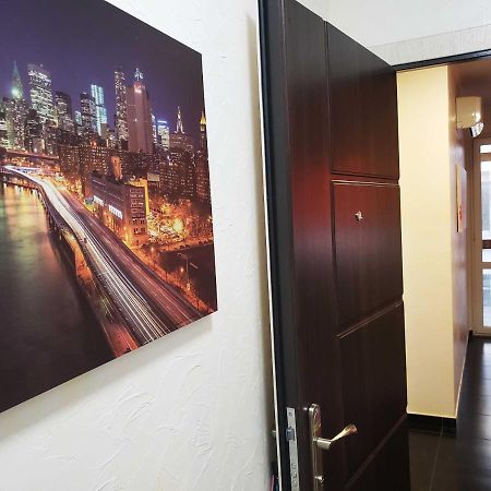 Unique 1 Bd Apt Dt W/Free Parking And Wi-Fi Apartment Chisinau Bagian luar foto